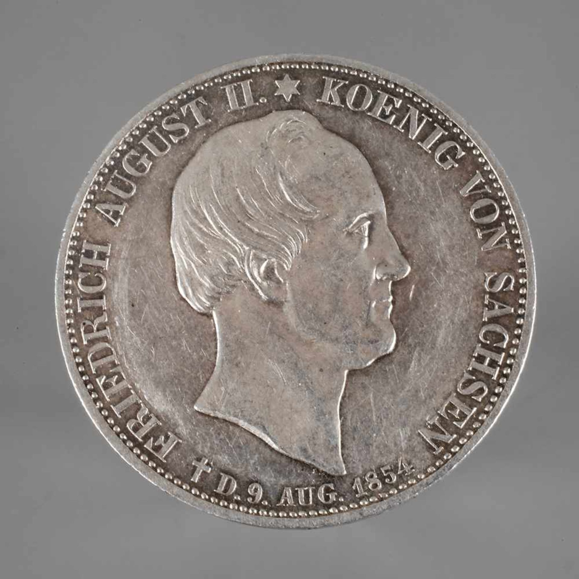 Doppeltaler Sachsen 1854auf den Tod Friedrich August II., fast vz, G ca. 37 g.