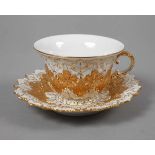 Meissen Prunktasse mit Untertasseunterglasurblaue Knaufschwertermarke 1860-1924 bzw. Pfeifferzeit