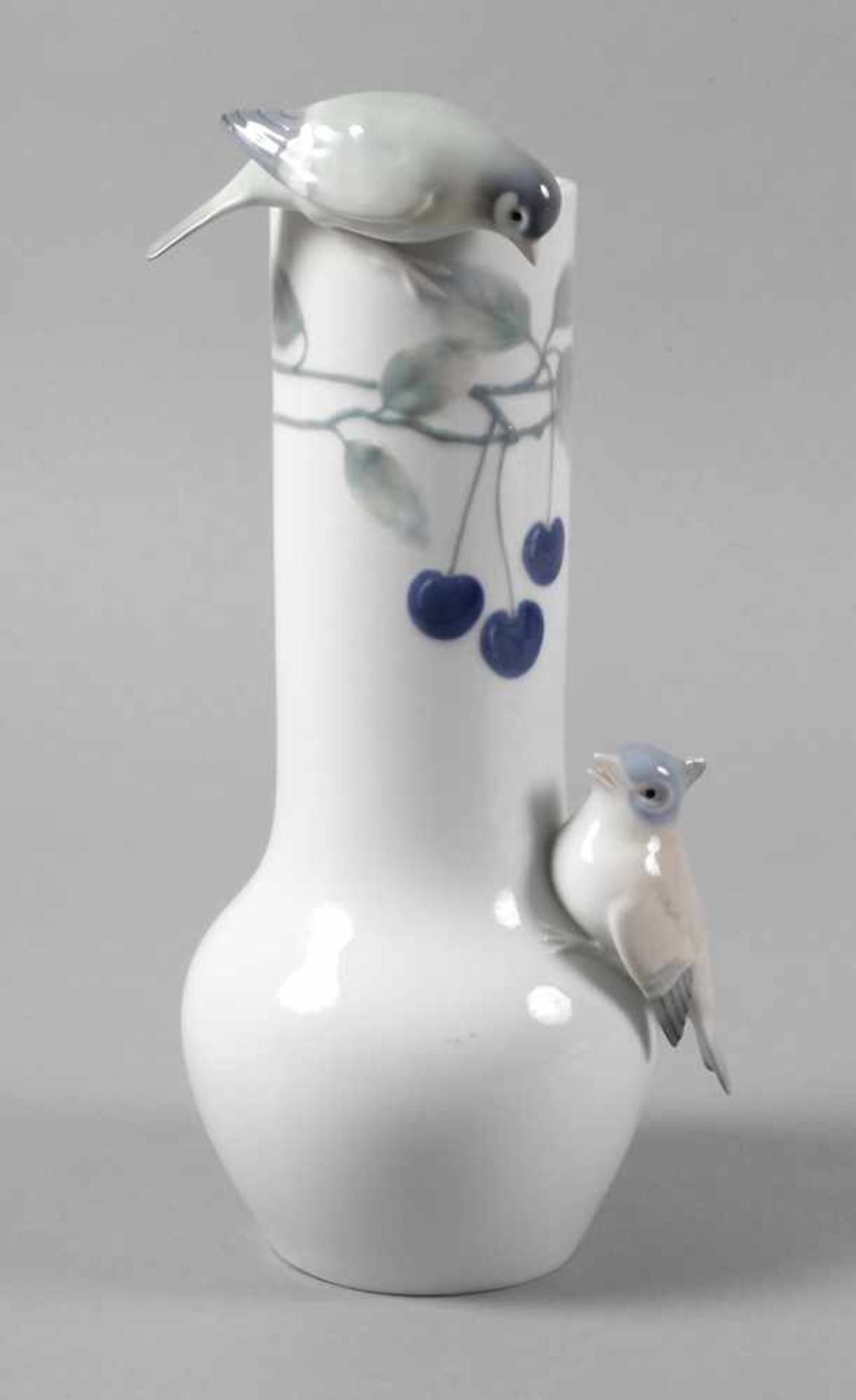 Metzler & Ortloff Vase mit Vogelbesatzgrüne Stempelmarke um 1900, geprägte Modellnummer 2403/5,