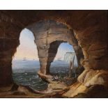 Grotte am Meerrastende Fischer in einer Grotte, mit weiten Ausblick aufs Meer mit Dampf- und