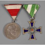 Zwei SchützenauszeichnungenMedaille XVII. deutsches Bundes- und goldenes Jubiläumsschießen Frankfurt