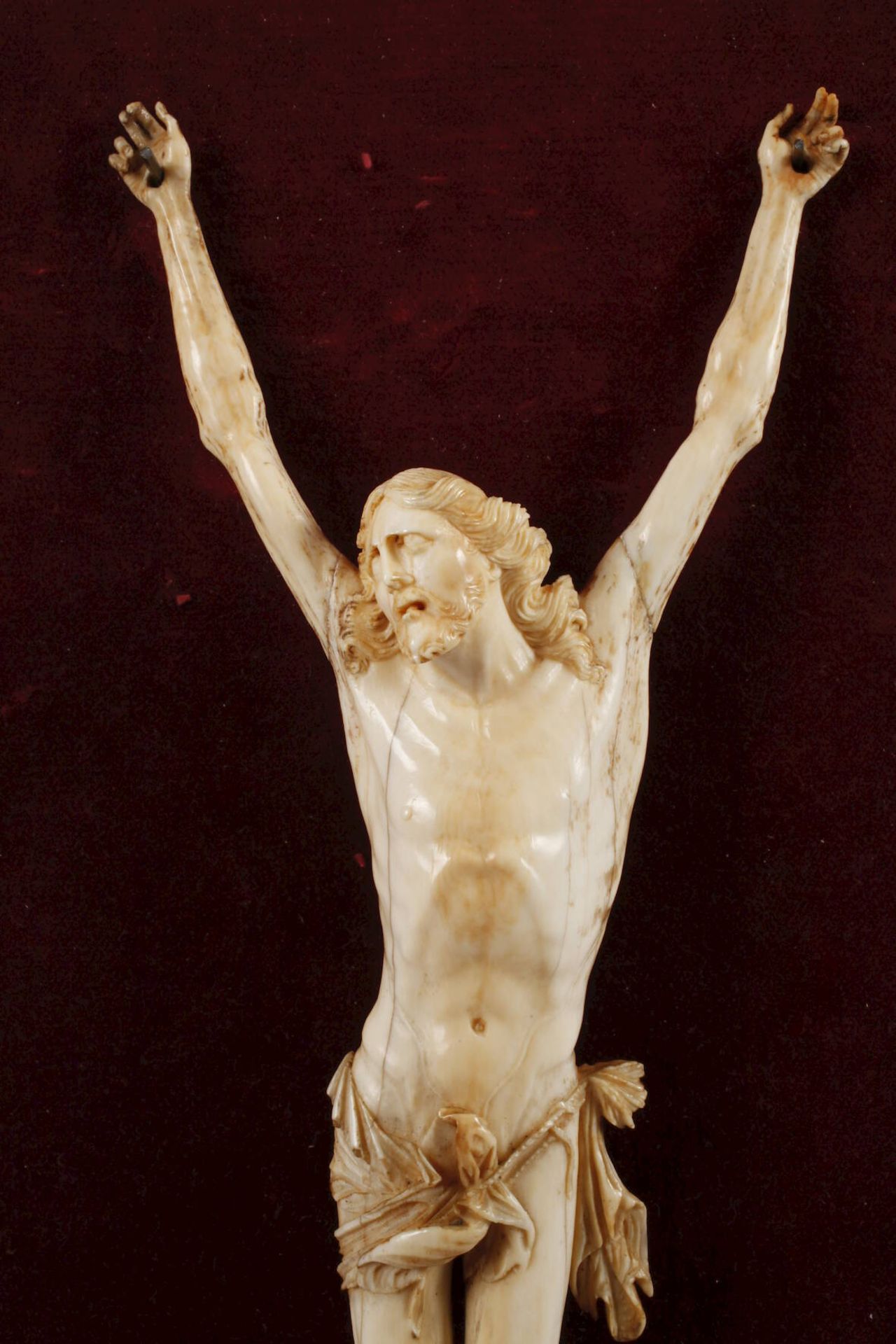 Corpus Christi ElfenbeinMitte 18. Jh., Elfenbein aufwendig beschnitzt, mehrteilig gearbeitet, - Bild 3 aus 6