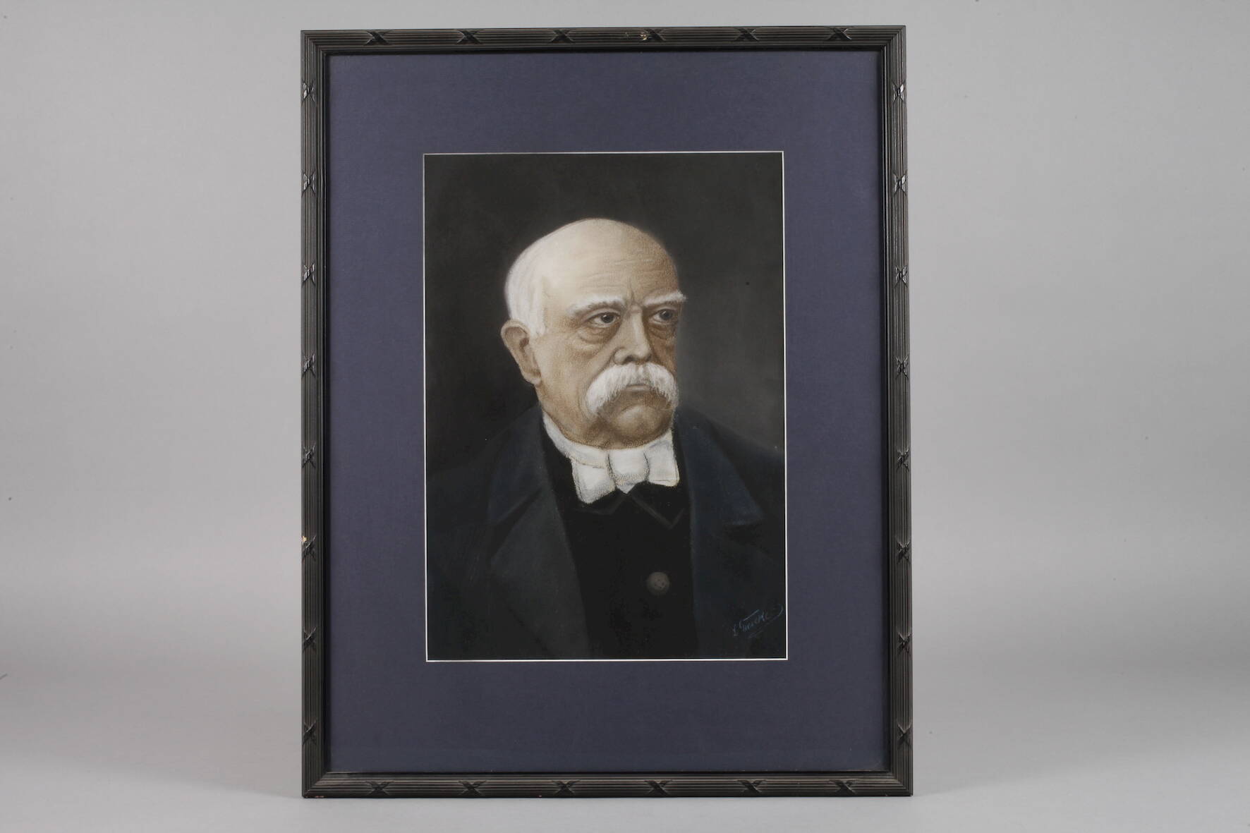 Pastellportrait Bismarcksigniert L. Gieseke, 20. Jh., hinter Glas und Passepartout gerahmt, Maße - Bild 2 aus 4