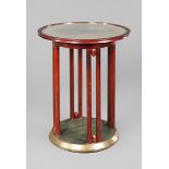 Tisch Josef Hoffmann Entwurf 1906, für das Kabarett Fledermaus in Wien, Ausführung Fa. Thonet