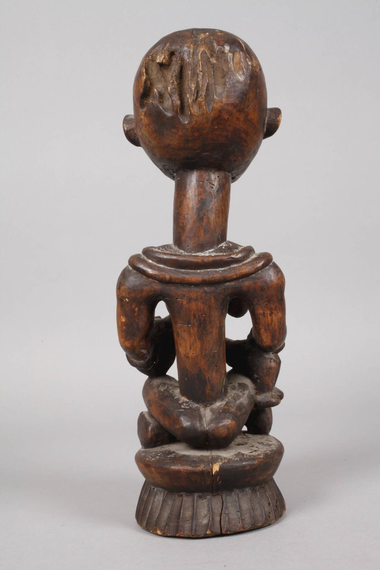 MutterfigurKongo, der Volksgruppe der Fang oder Mbala zugeordnet, braun gefärbtes, hartes - Bild 4 aus 9