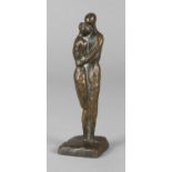 Umschlungenes Liebespaar1920er/30er Jahre, unsigniert, Bronze braun patiniert, abstrahierte