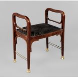 Hocker Otto Wagner Mod. 412, Entwurf um 1902 für J. J. Kohn, Wien, formgebogenes, dunkel gebeiztes