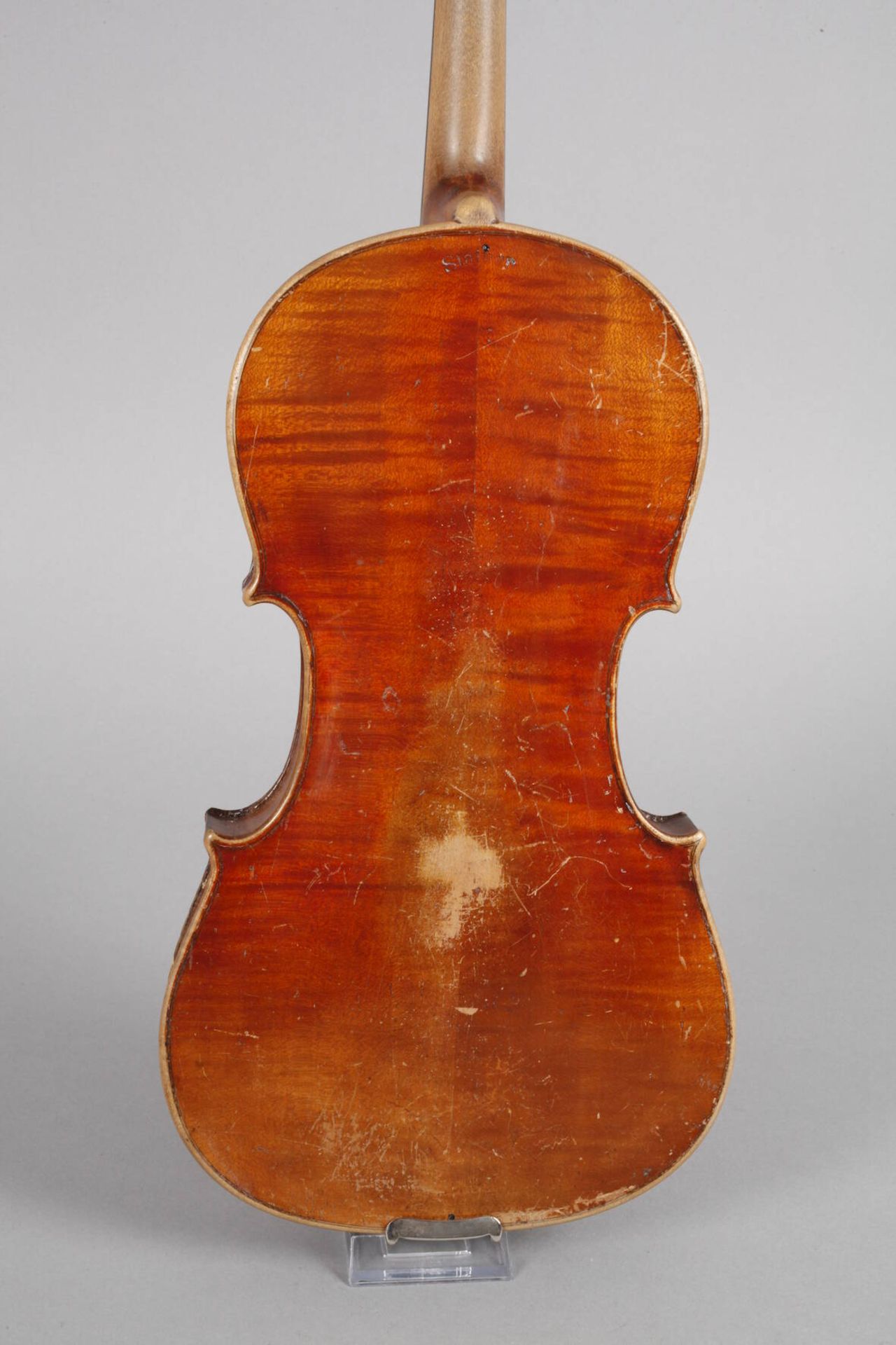 ViolineBöhmen, innen auf Klebezettel undeutlich bezeichnet Jiri Stocek? und datiert 1923, sowie - Image 3 of 7