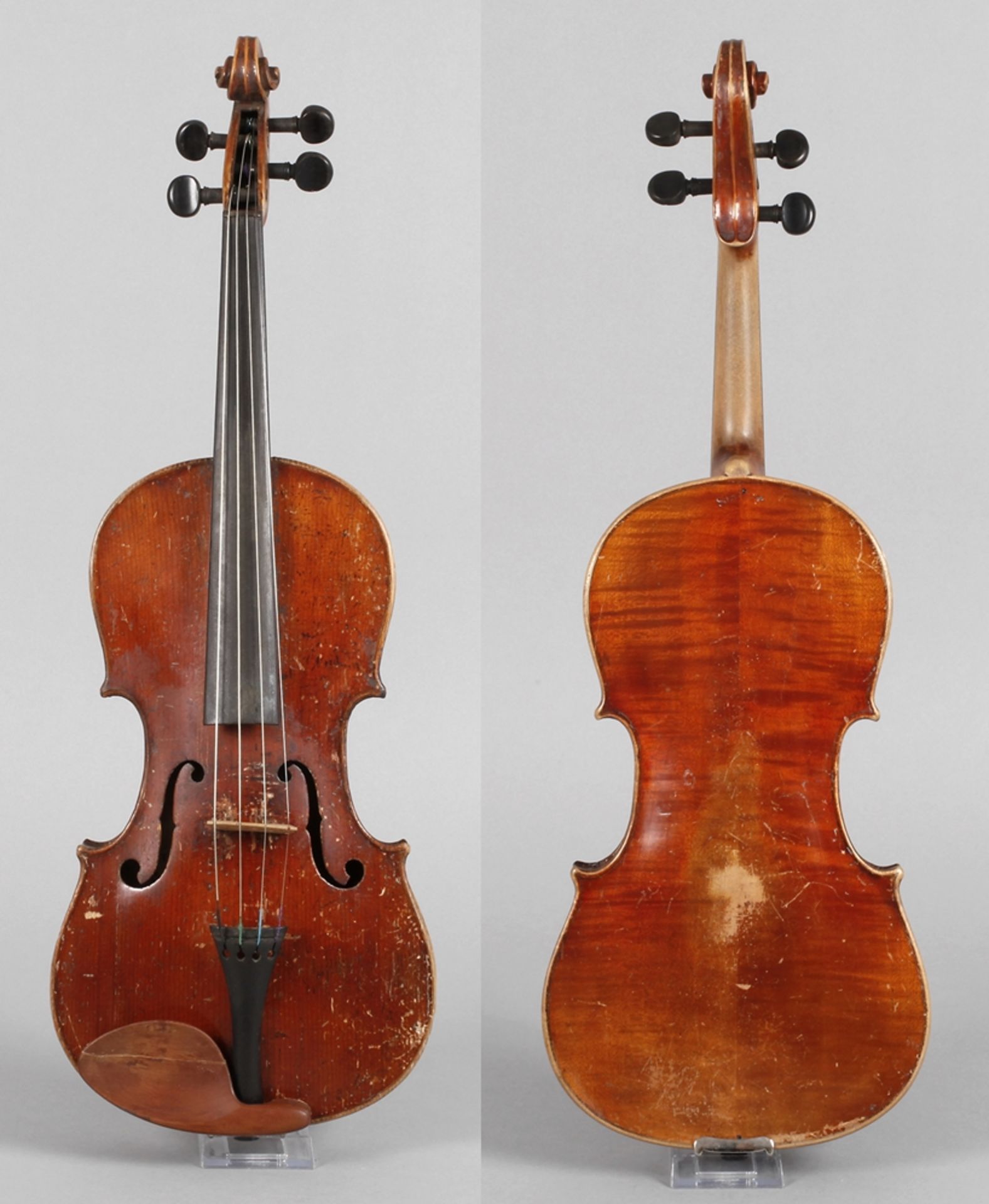 ViolineBöhmen, innen auf Klebezettel undeutlich bezeichnet Jiri Stocek? und datiert 1923, sowie