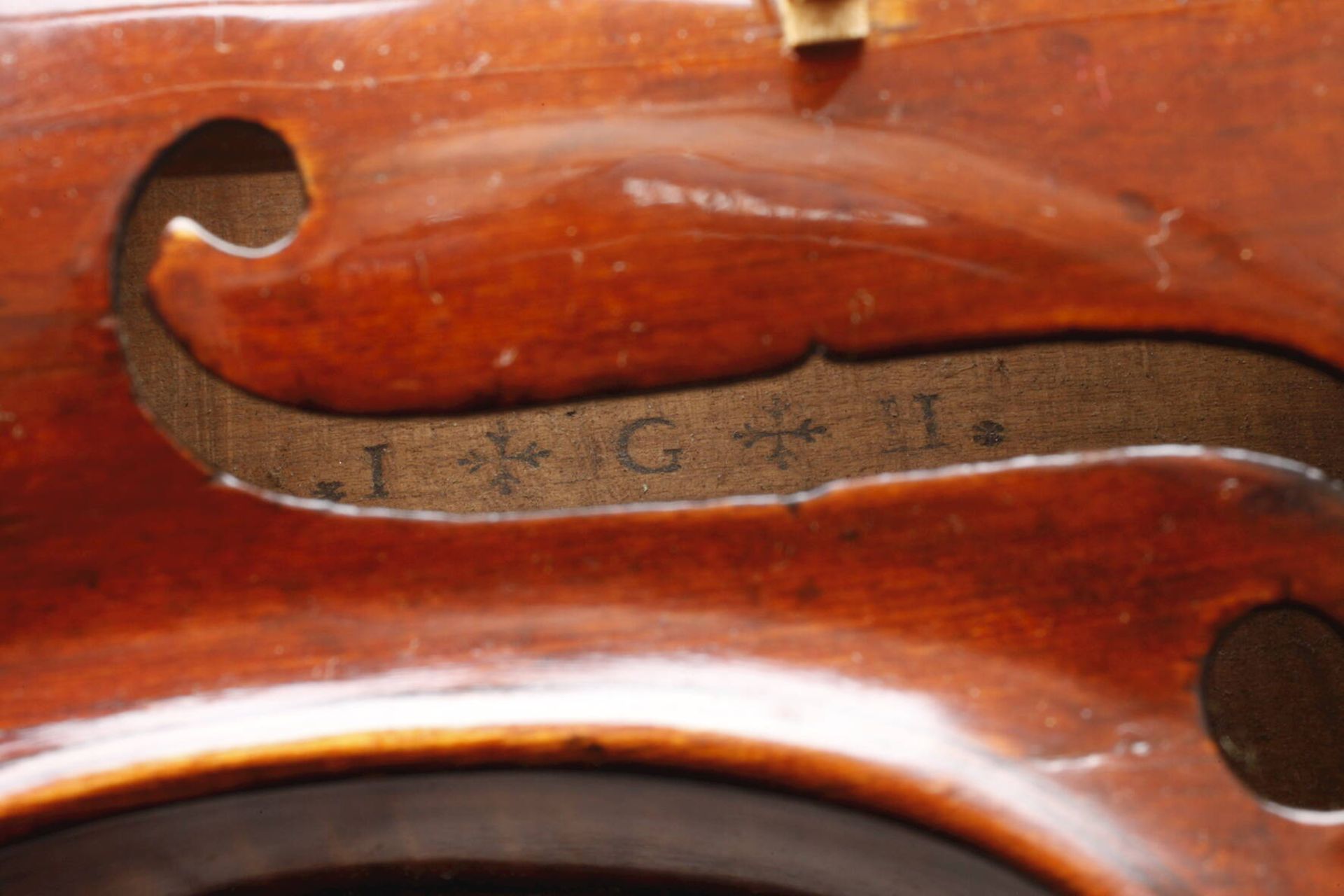 Violine Johann Gottfried HammMarkneukirchen, 18. Jh., mit Brandstempel IGH sowie Zettel Johann - Image 11 of 13