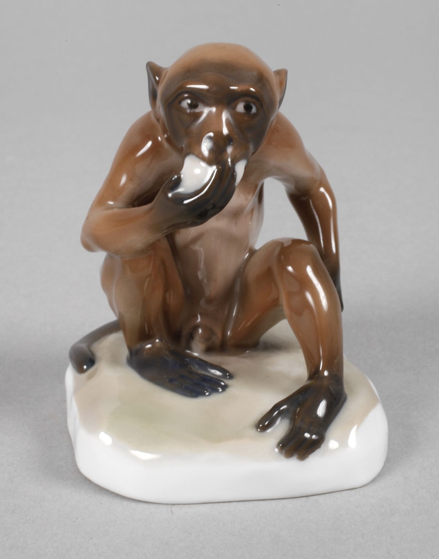 Rosenthal ""Affe mit Frucht""Entwurf Edmund Otto-Eichwald 1927, grüne Stempelmarke mit Zusatz Selb-