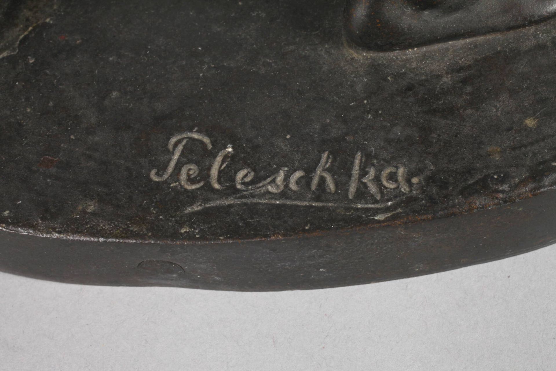 Franz Peleschka, Kugelstoßerum 1910, signiert, Bronze dunkel patiniert, Kugelstoßer als Halbakt, - Image 6 of 10