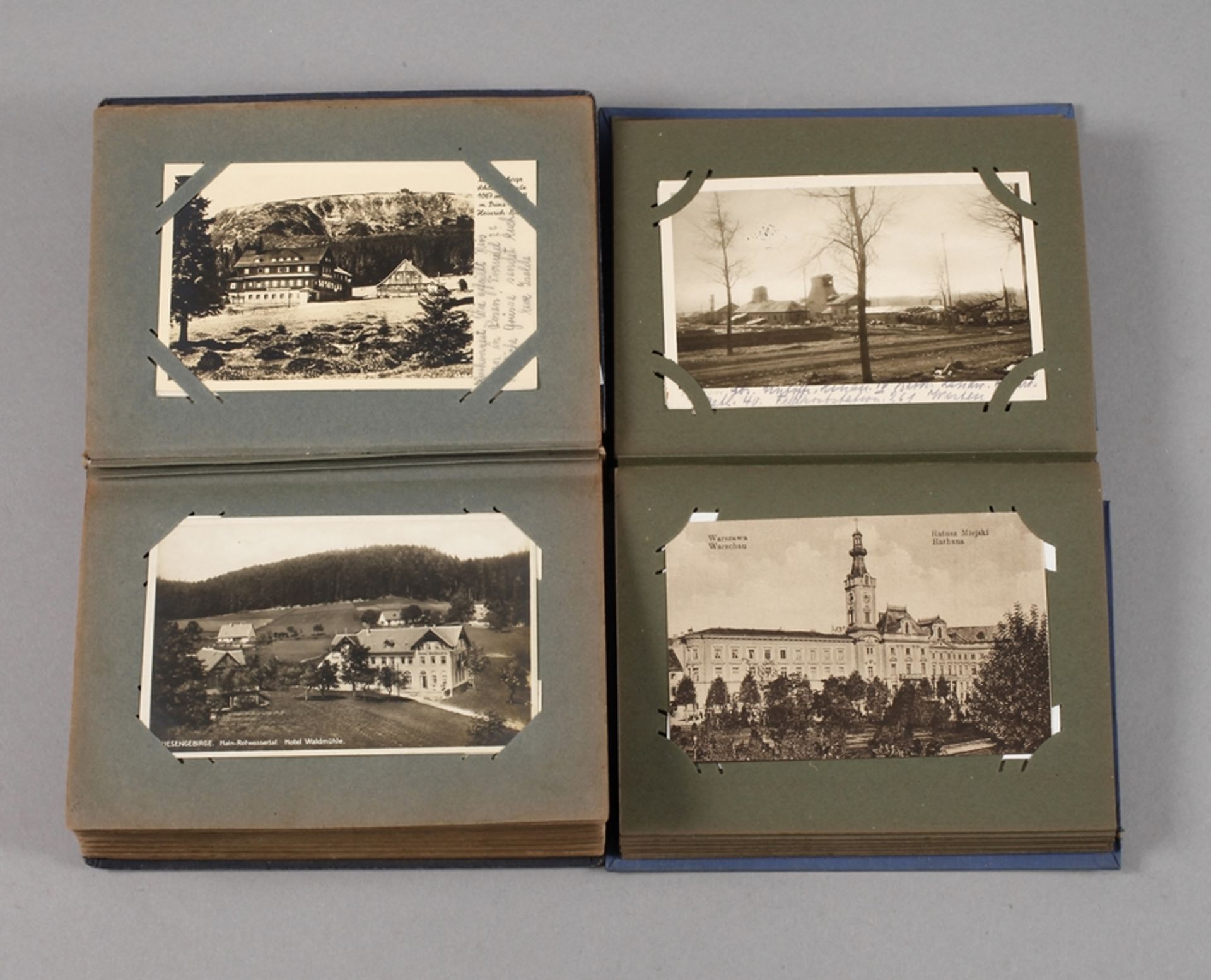 Paar Ansichtskartenalbenvor 1945, ca. 175 vorwiegend topographische Ansichtskarten ehemalige