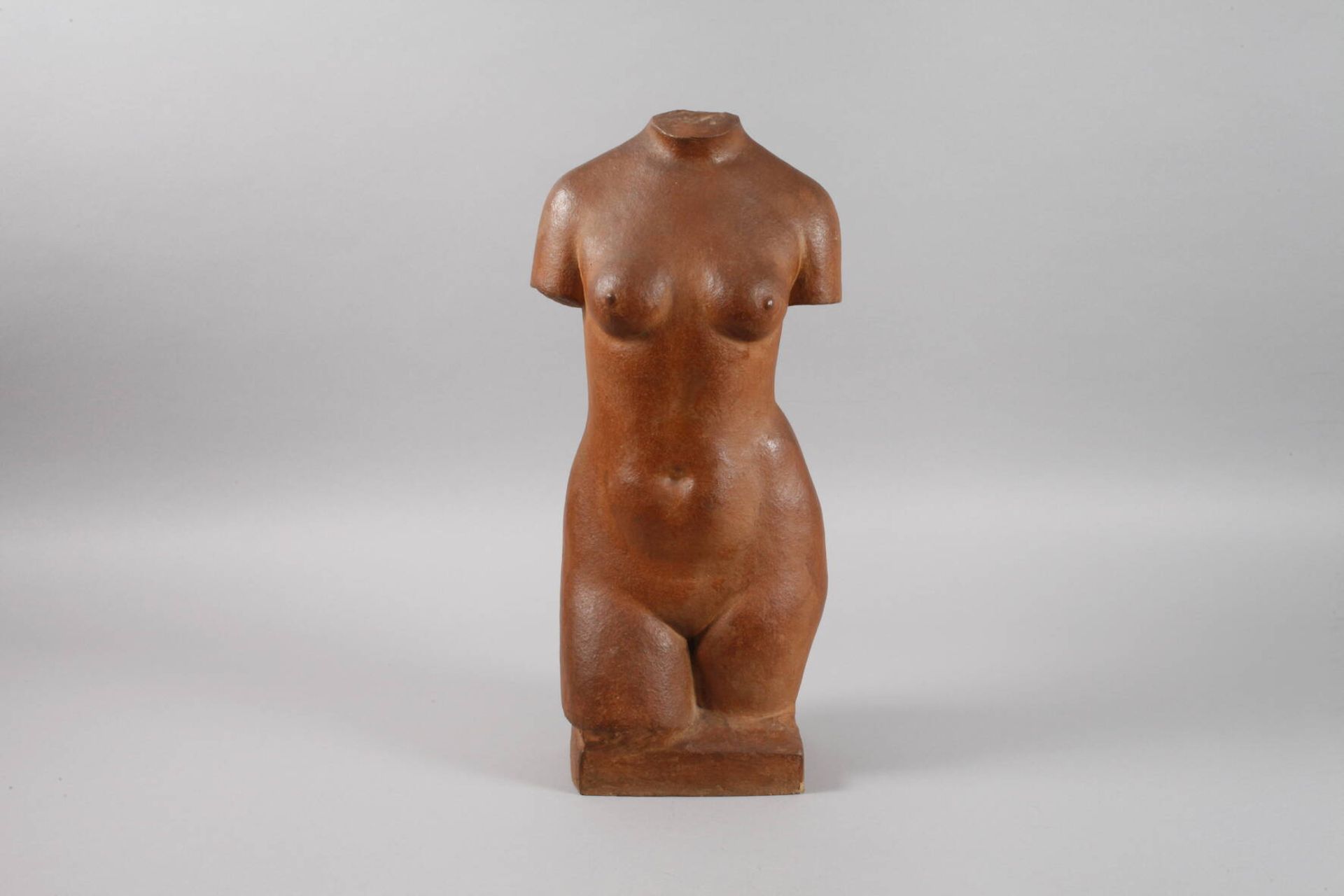 Sevres, Louis Dejean, Weiblicher Torso1930er Jahre, signiert, Stempelmarke Sevres Keramik, geritztes - Bild 2 aus 10