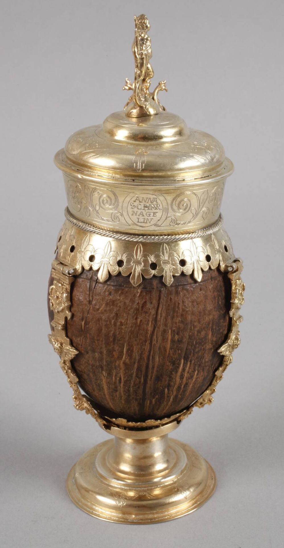Seltener Kokosnusshumpenwohl Siebenbürgen, um 1570-1580, Montierung Silber vergoldet, die - Image 4 of 11