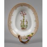 Royal Copenhagen Beilagenschale ""Flora Danica""Entwurf 1790 auf Bestellung des dänischen Königs