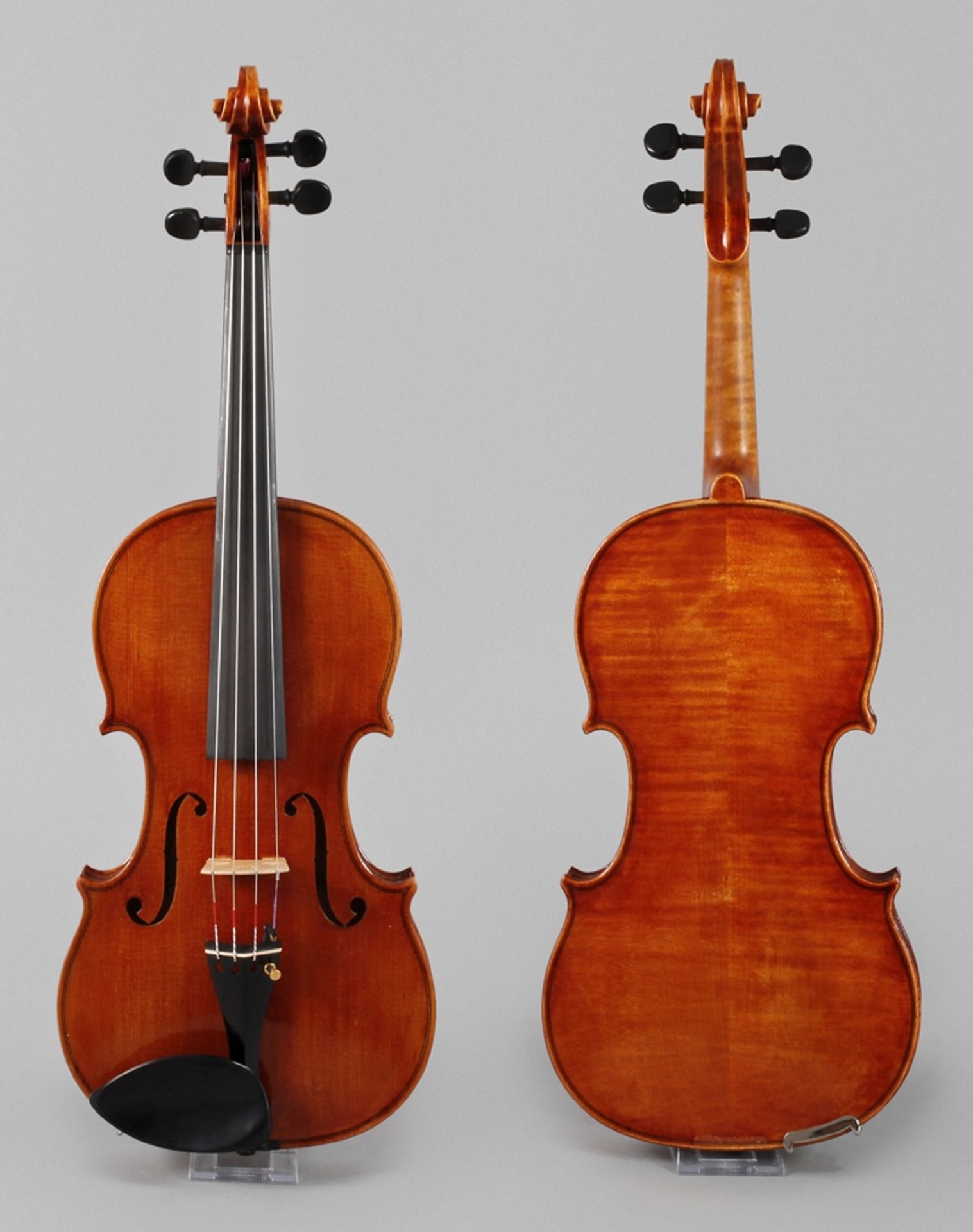 Violine Leo Mayr im Etuiauf Klebezettel Leo Mayr, Geigenmacher Bayerisch Gmain 1975, geteilter,