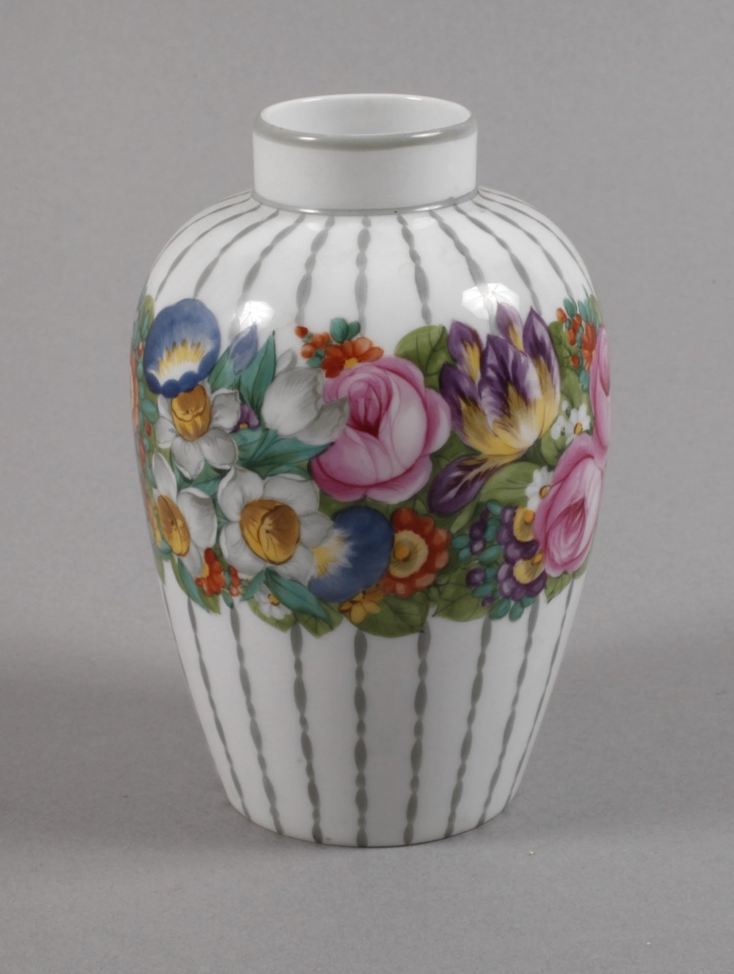 Nymphenburg Vase JugendstilDekorentwurf Josef Wackerle 1909, Pressmarke und grüne Stempelmarke