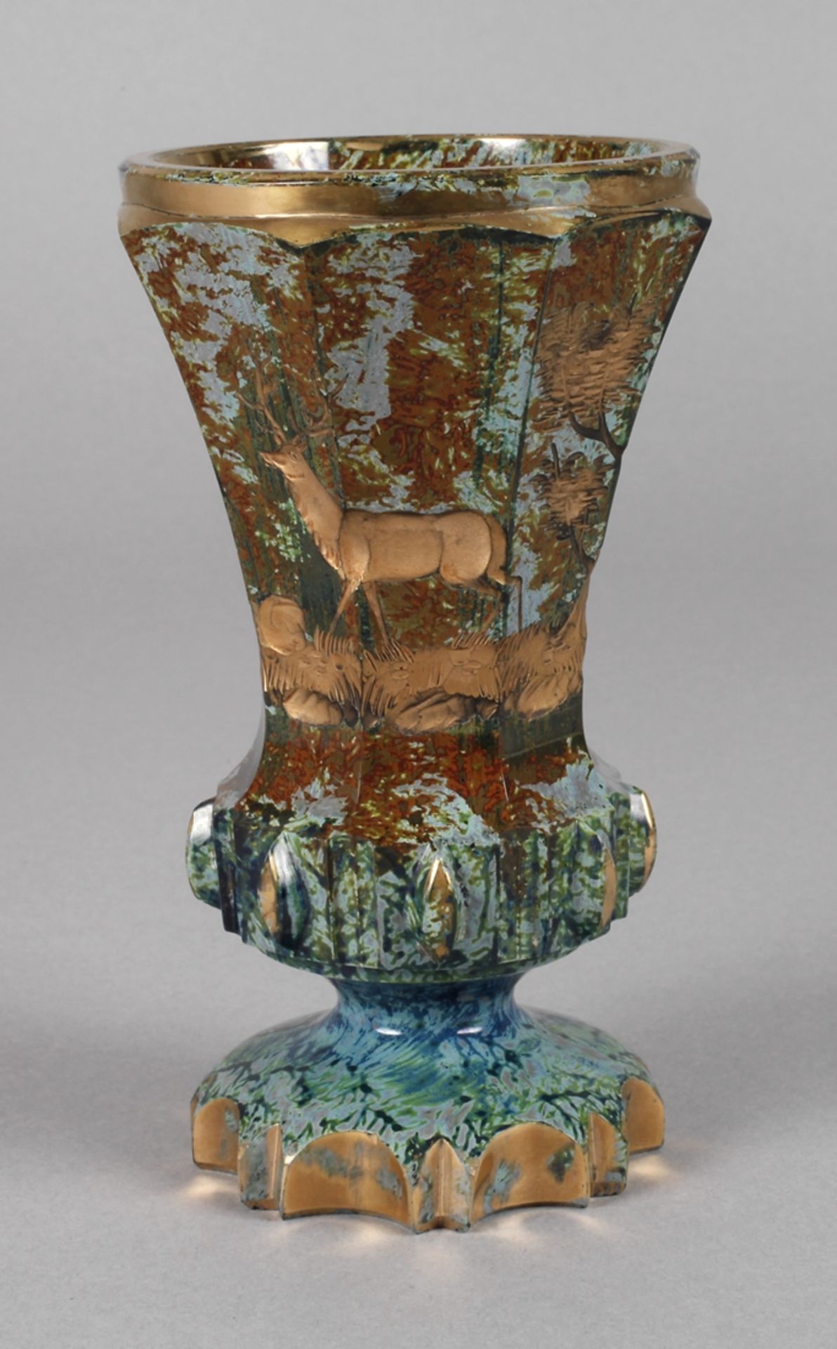 Ranftbecher2. Hälfte 20. Jh., in Art der Egermann-Gläser, kobaltblaues Glas mit Reduktionsbeize,
