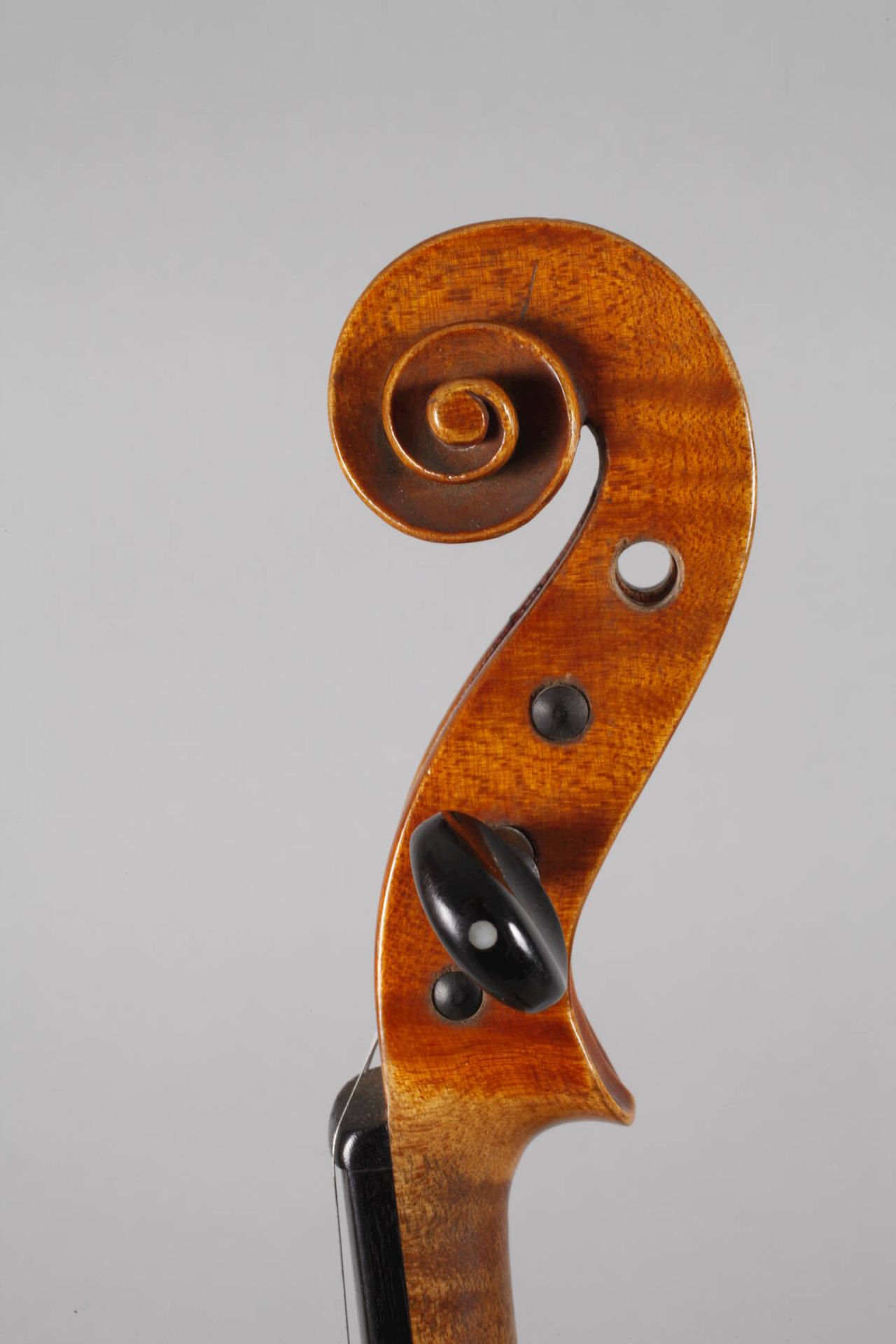 ViolineAnfang 20. Jh., innen auf Klebezettel in Französisch bezeichnet ... Lot Turin, geteilter, - Bild 4 aus 7