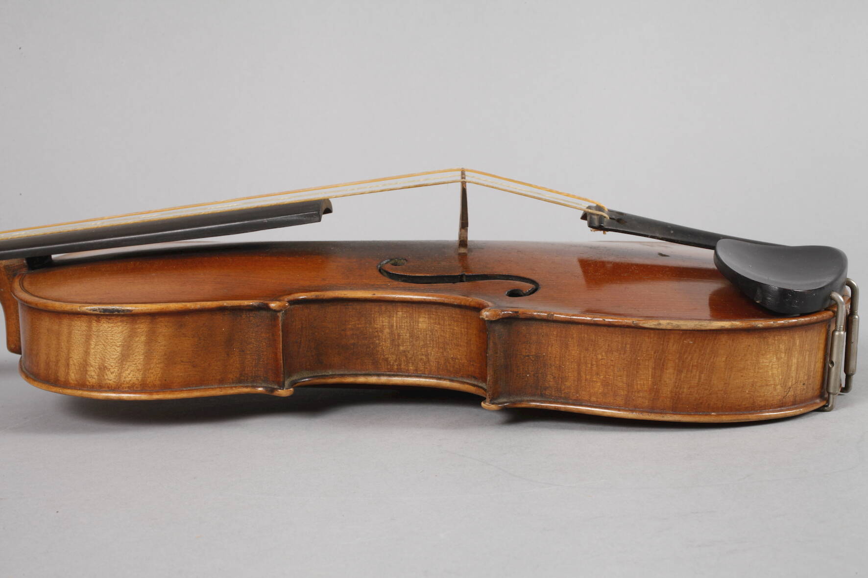 Violineum 1900, innen mit Modellzettel Antonius Stradivarius, geteilter, eng geflammter Boden in - Image 5 of 7