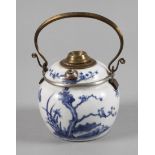 Opiumpfeifespäte Qing-Dynastie, am Boden unterglasurblaue verschlungene Marke, Porzellan