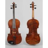 ViolineAnfang 20. Jh., innen mit Modellzettel Joseph Guanerius Fecit 1722, geteilter, breit