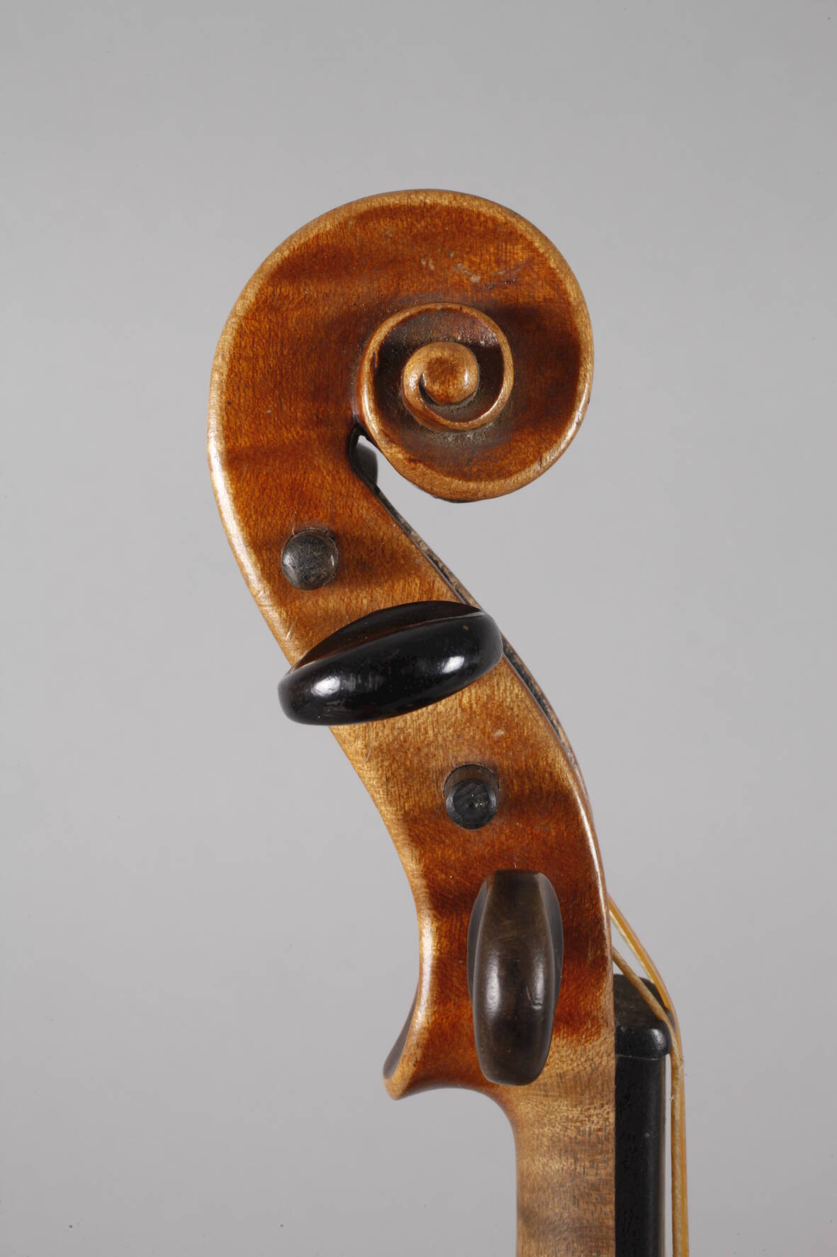 Violineum 1900, innen mit Modellzettel Antonius Stradivarius, geteilter, eng geflammter Boden in - Image 4 of 7