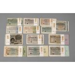 Konvolut Reichsbanknoten1923, ca. 48 Stück, dabei 50 Milliarden-Mark 10. Oktober 1923,