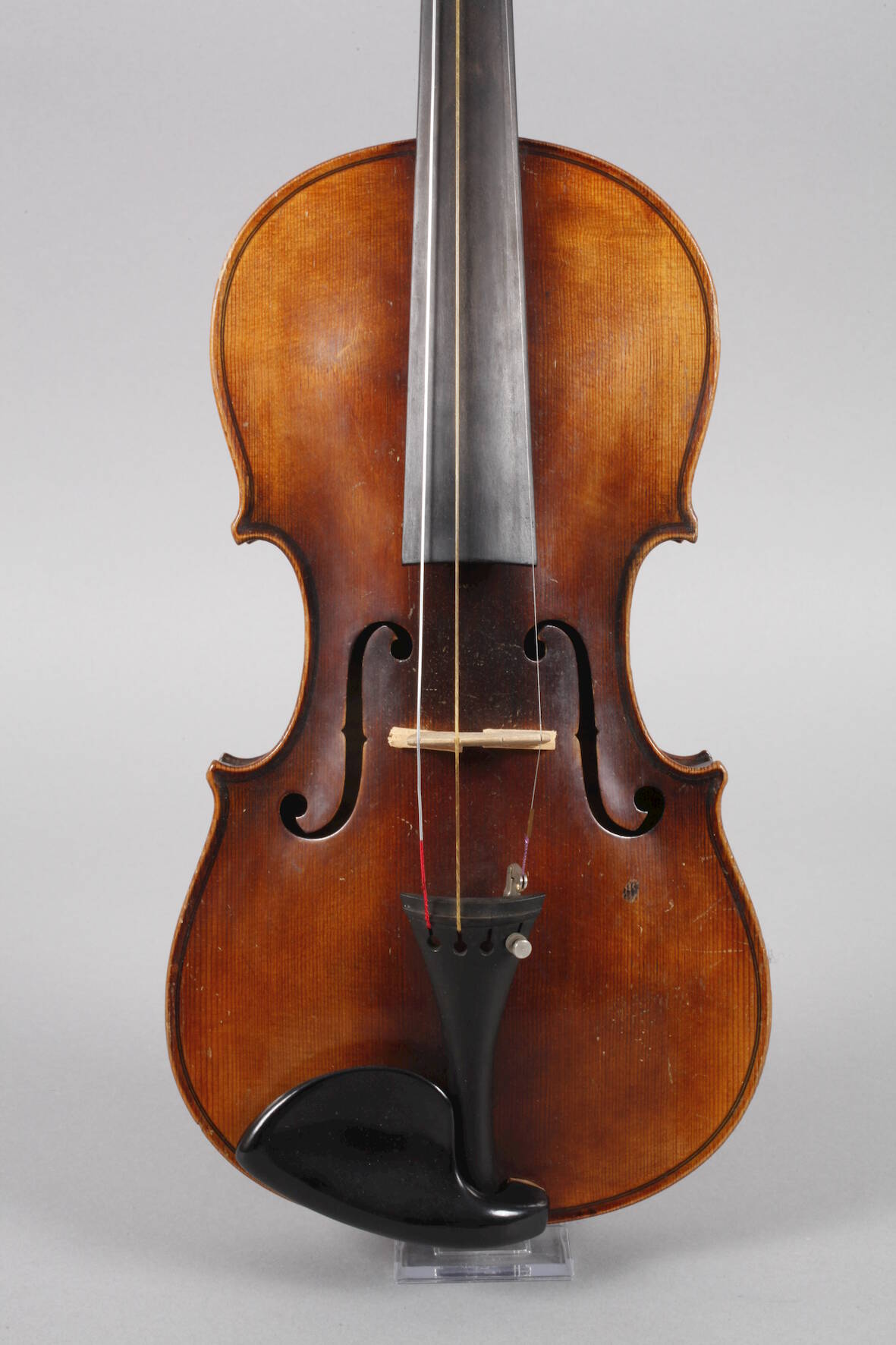 Violine im Etui1930er Jahre, innen mit Modellzettel bezeichnet Jacobus Stainer in Absam 1665, - Image 2 of 9