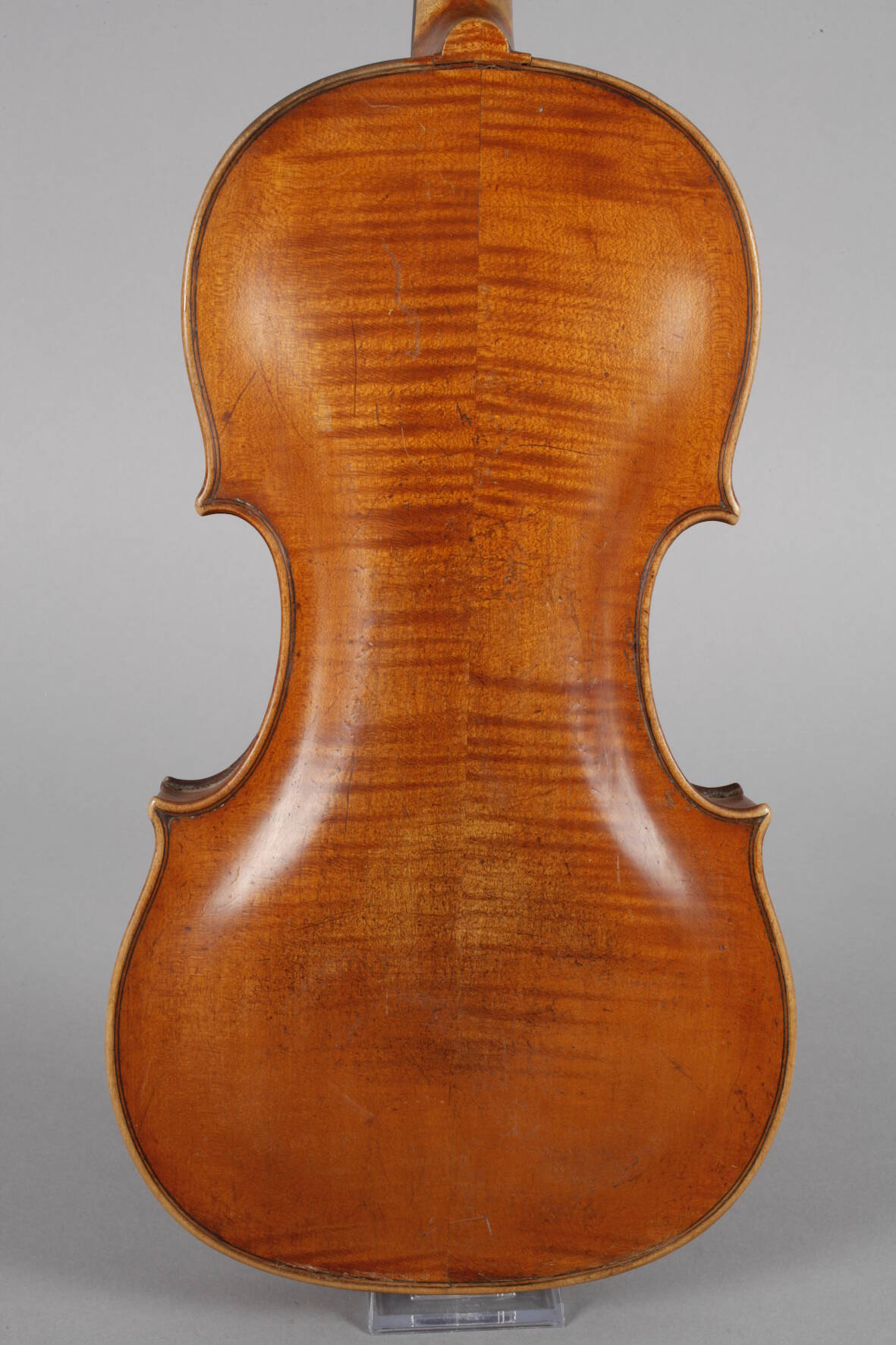Violineinnen auf Klebezettel bezeichnet Ignatio Bentze in Italia a Croemona 1797, geteilter, eng - Image 3 of 8