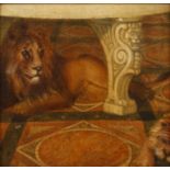 Löwe im SchlossLöwe und Tiger zu Füßen eines Marmortisches im herrschaftlichen Ambiente, fein