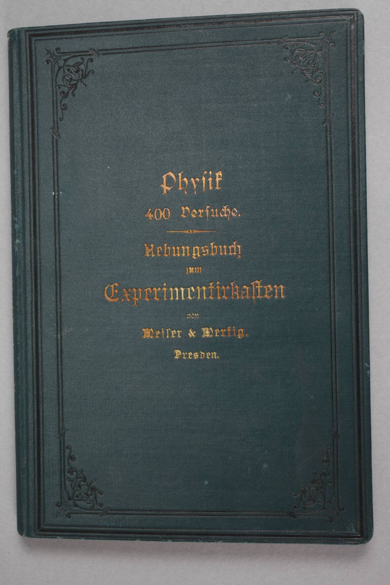 Experimentierkastenum 1900, auf dem Deckel bezeichnet Experimentierkasten Meiser & Mertig Dresden, - Image 4 of 4