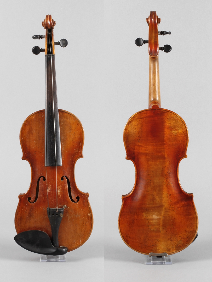 Violinewohl Anfang 20. Jh., ohne Zettel, ungeteilter Boden in gelb-rötlichem Lack, dreiteilige