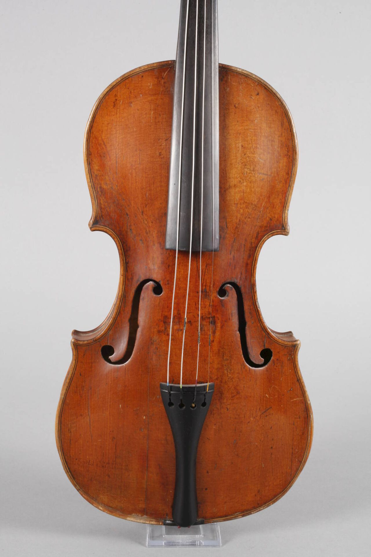 Violineinnen auf Klebezettel bezeichnet Ignatio Bentze in Italia a Croemona 1797, geteilter, eng - Image 2 of 8