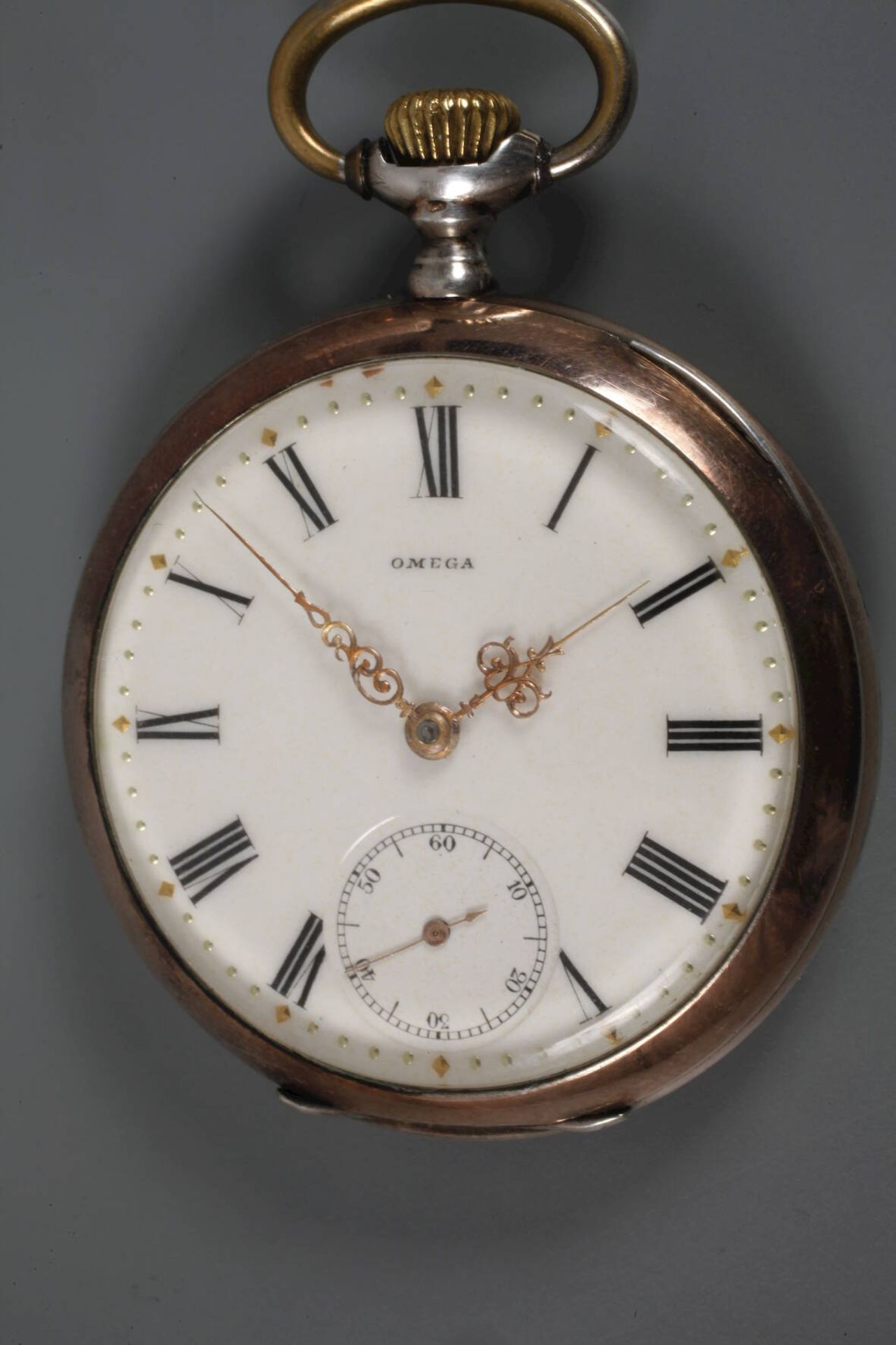 Taschenuhr Omegaum 1900, teilvergoldetes Silbergehäuse, guillochiert, makelloses Emailziffernblatt - Image 2 of 4