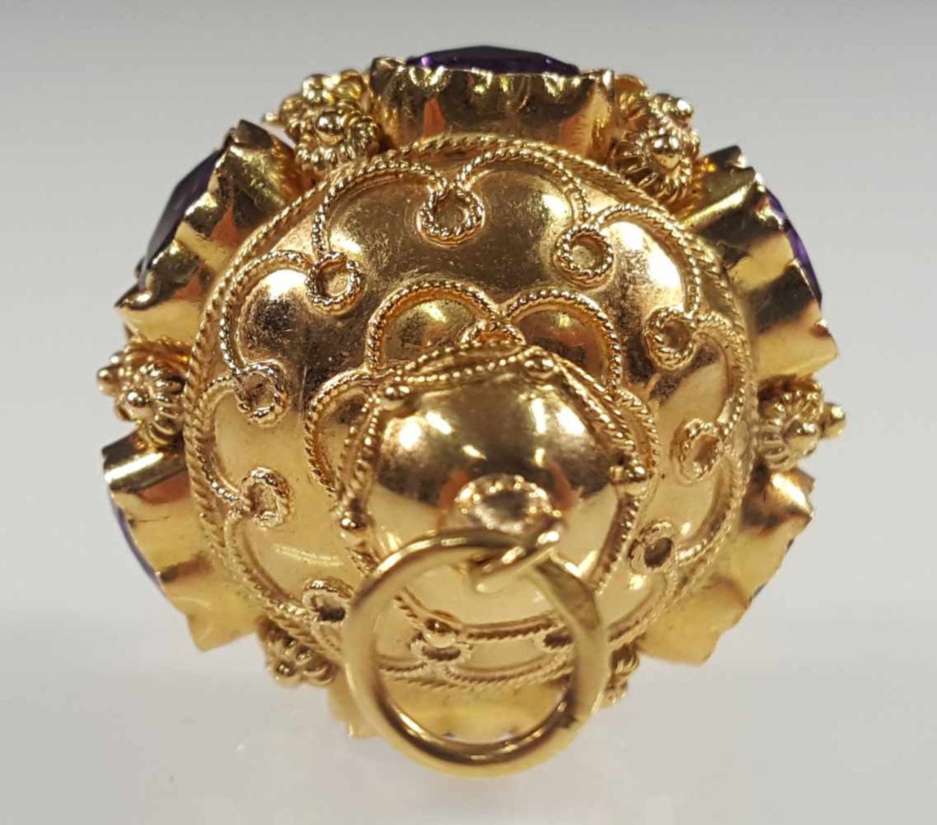 Pendant, 750 yellow gold, set with six amethysts. - Bild 6 aus 10