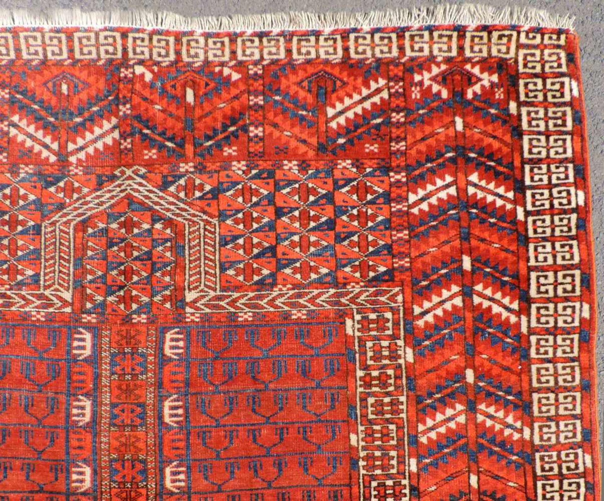 Tekke Engsi tribal carpet. Turkmenistan. Antique, around 1870. - Image 5 of 6
