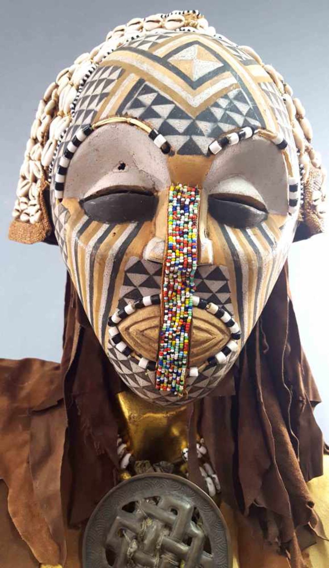Mask, mounted on a gold-colored bust. 182 cm high with stand. Africa. - Image 9 of 13