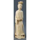 Lady in a long robe. China / Japan. Ivory. Old, around 1920.