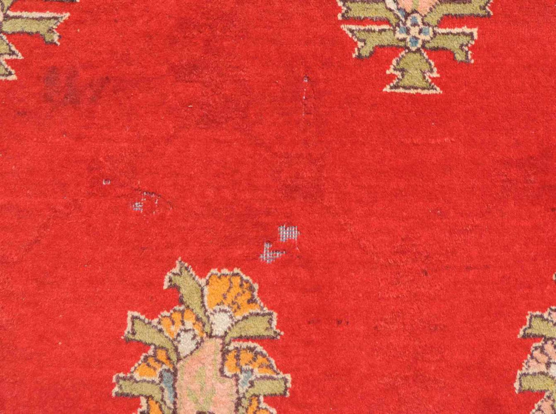 Mughal carpet. Deccani, India around 1800. - Image 9 of 10