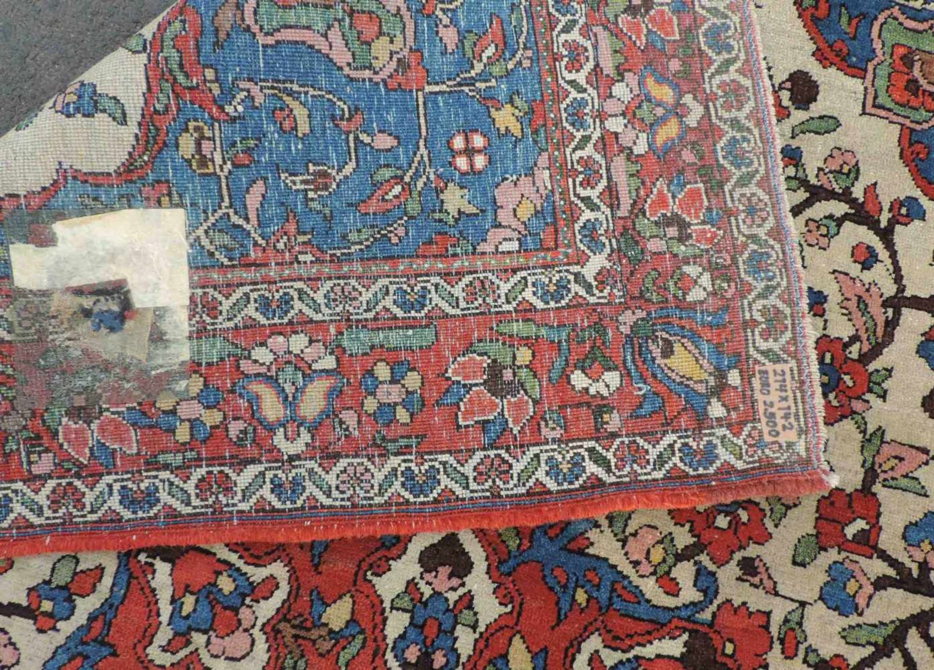 Bakhtiar Persian medallion carpet. Iran. Old, around 1930. - Image 5 of 6
