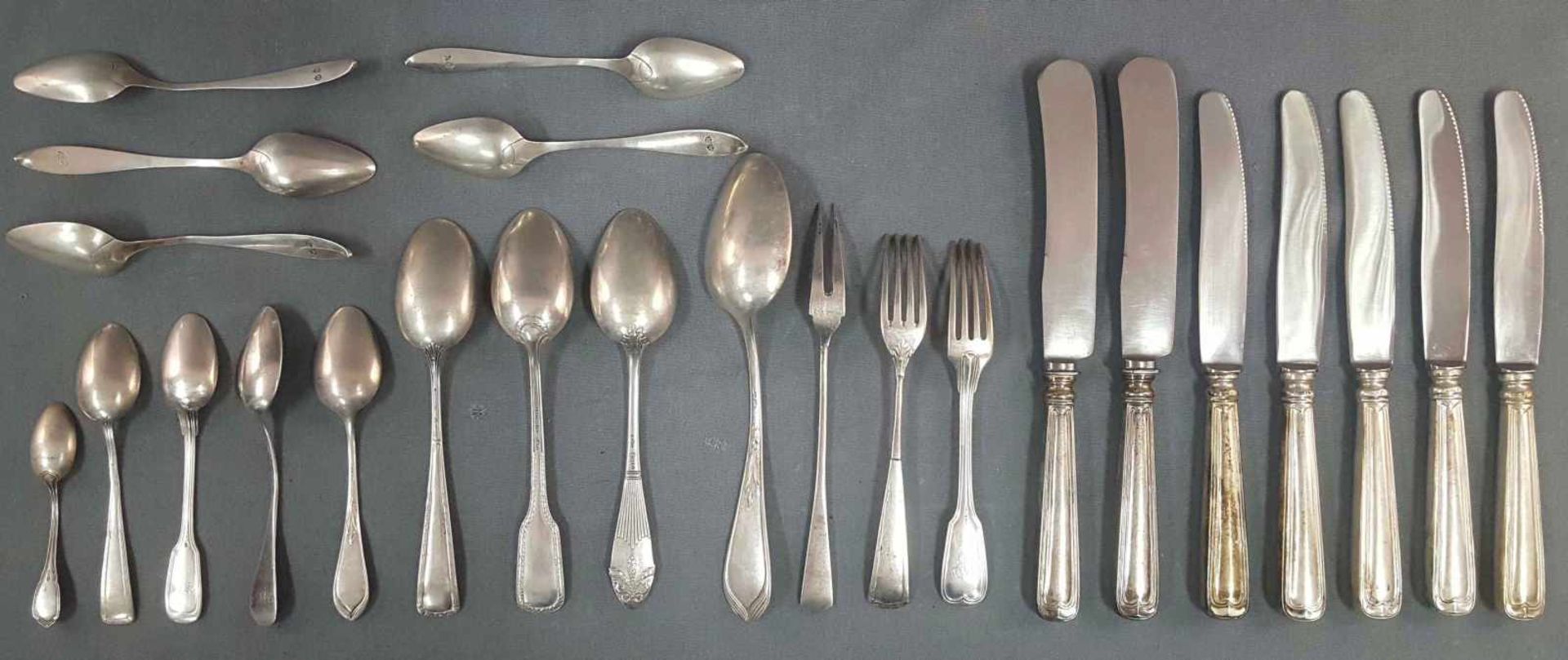 Silver cutlery. Partly 12 lot, partly silver 800. - Bild 2 aus 4