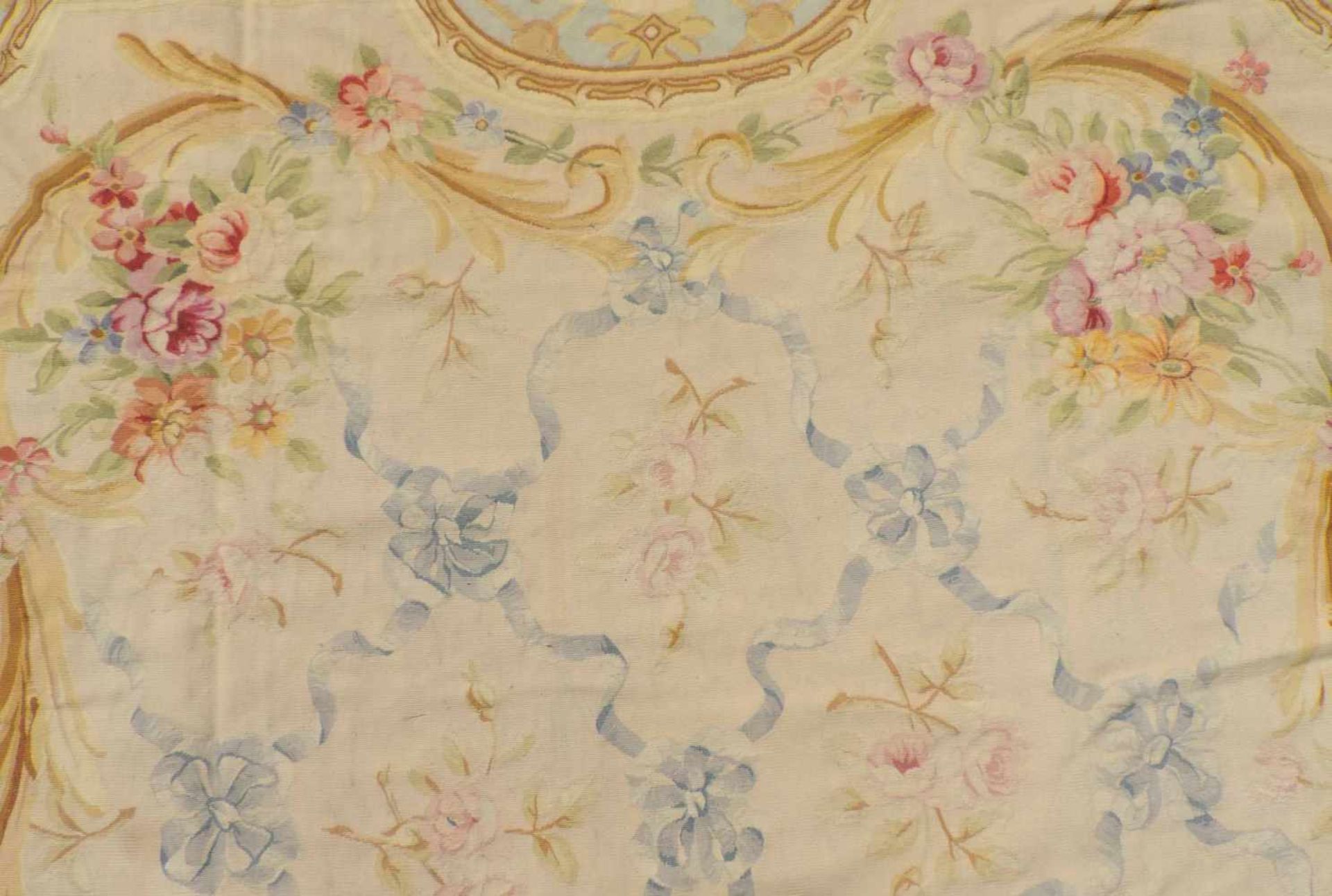 Tapis de Pied. Carpet in Louis XIV. Aubusson style. - Bild 14 aus 14