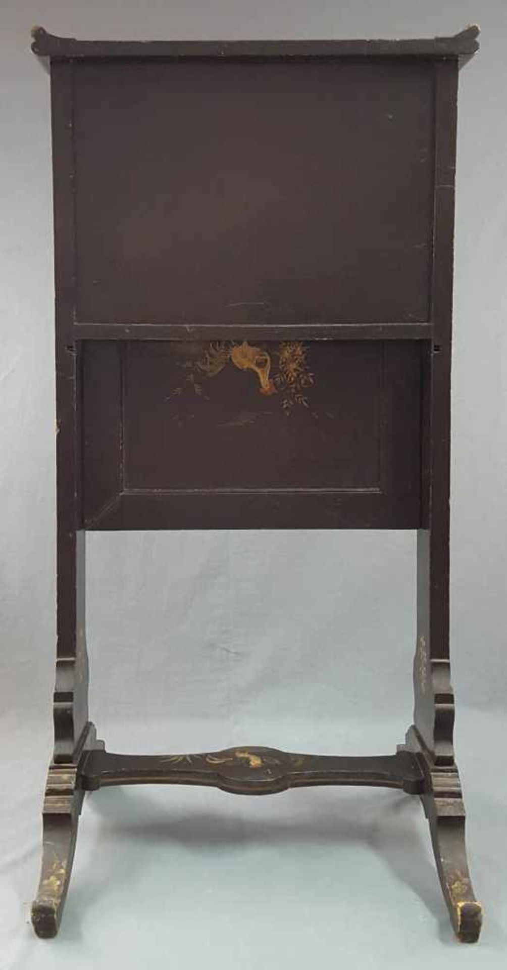 Secretary. Acquired in China before 1940. Lacquer painting. - Bild 3 aus 9