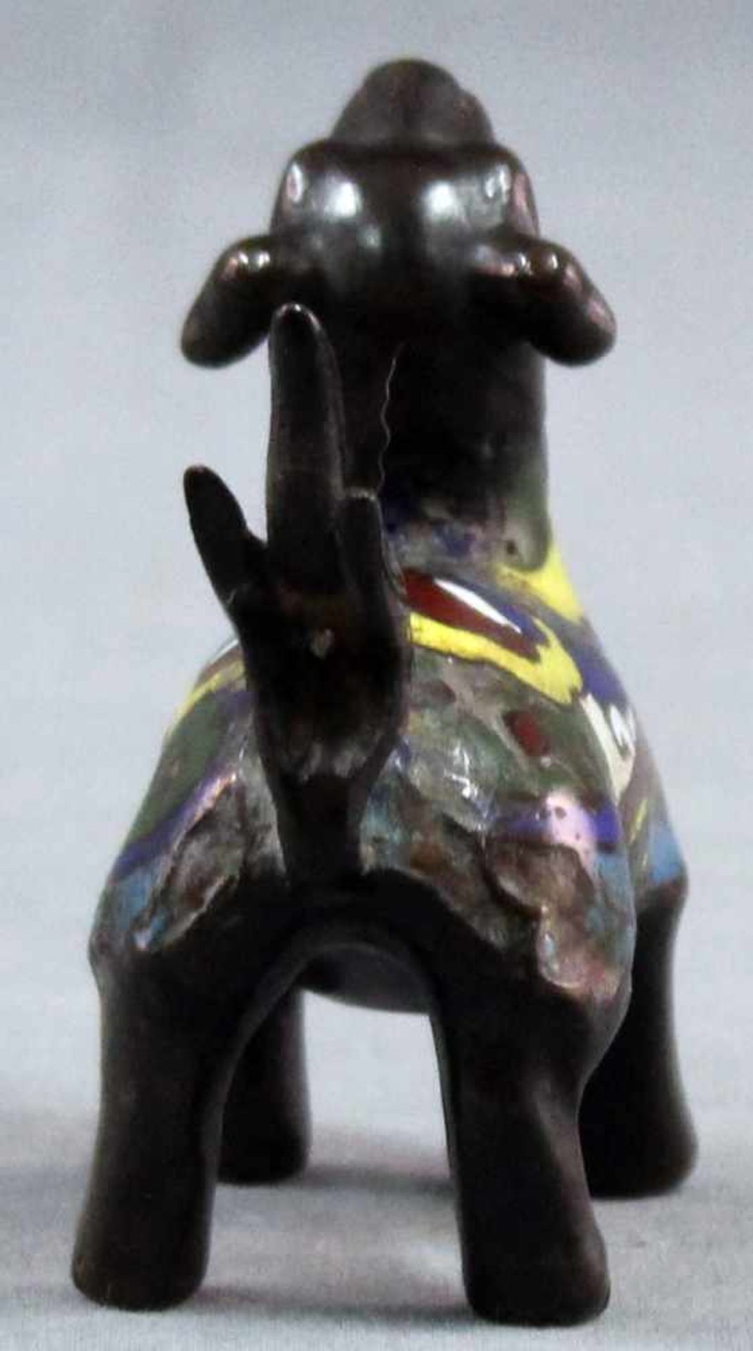 Bronze dog with cloisonne. Proably China old. 10 cm long. - Image 4 of 7