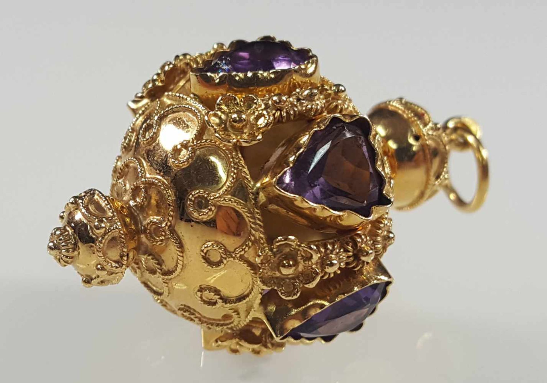 Pendant, 750 yellow gold, set with six amethysts. - Bild 7 aus 10