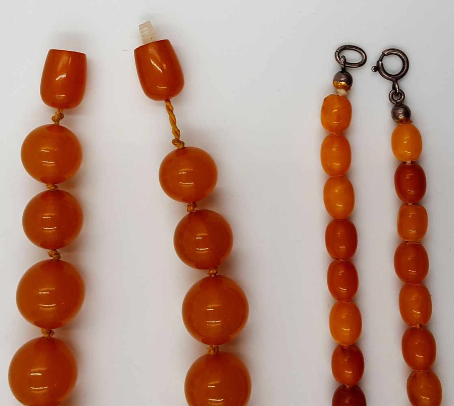 Two Amber chains. - Image 2 of 5