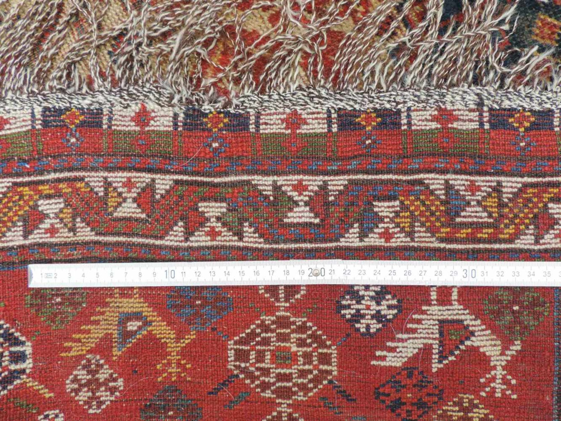 Khamseh Persian carpet. Iran. Antique, around 1900. - Bild 4 aus 12