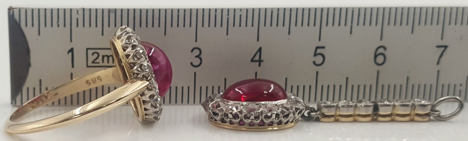 Set. Ring with ruby (Burma) and 14 diamonds. - Image 9 of 13